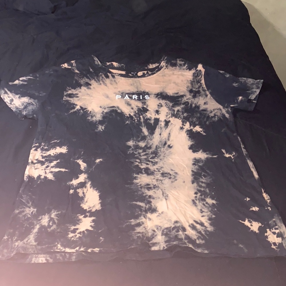 Color ty dye shirt Size L brand from ROMWE
